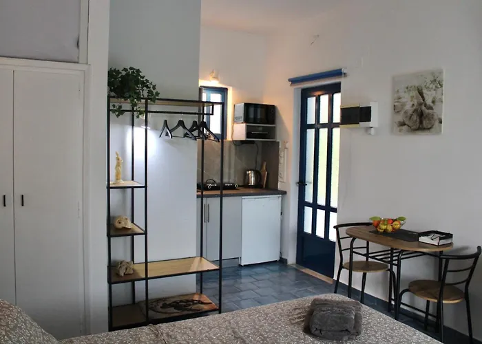 Blue Antonia 拉加纳斯