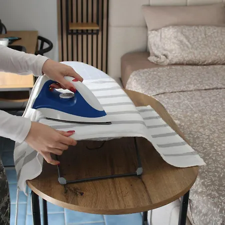 Daire Blue Antonia Laganas