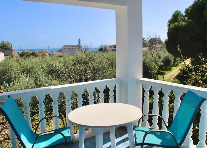 Blue Antonia لاغاناس